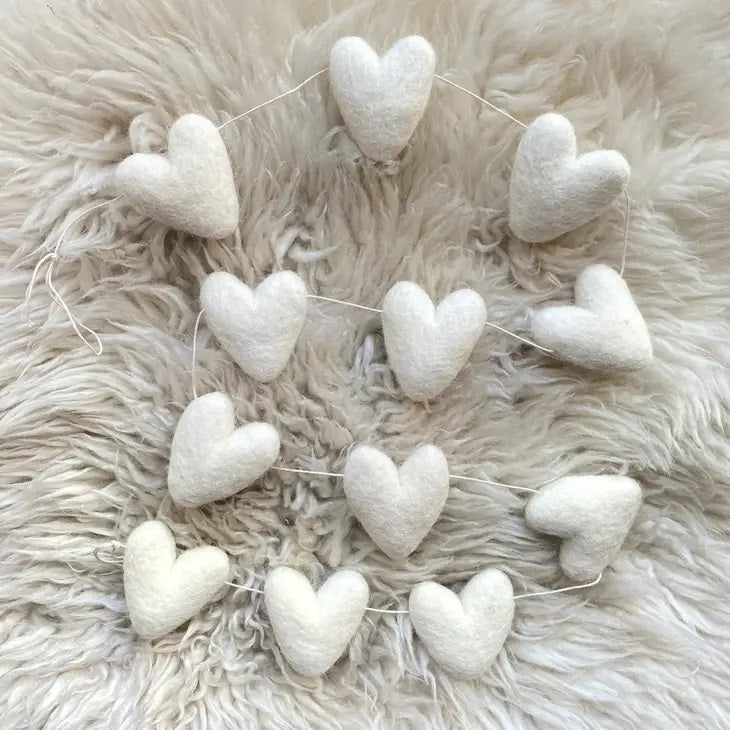 Heart Garland - White: 3 ft., New Zealand