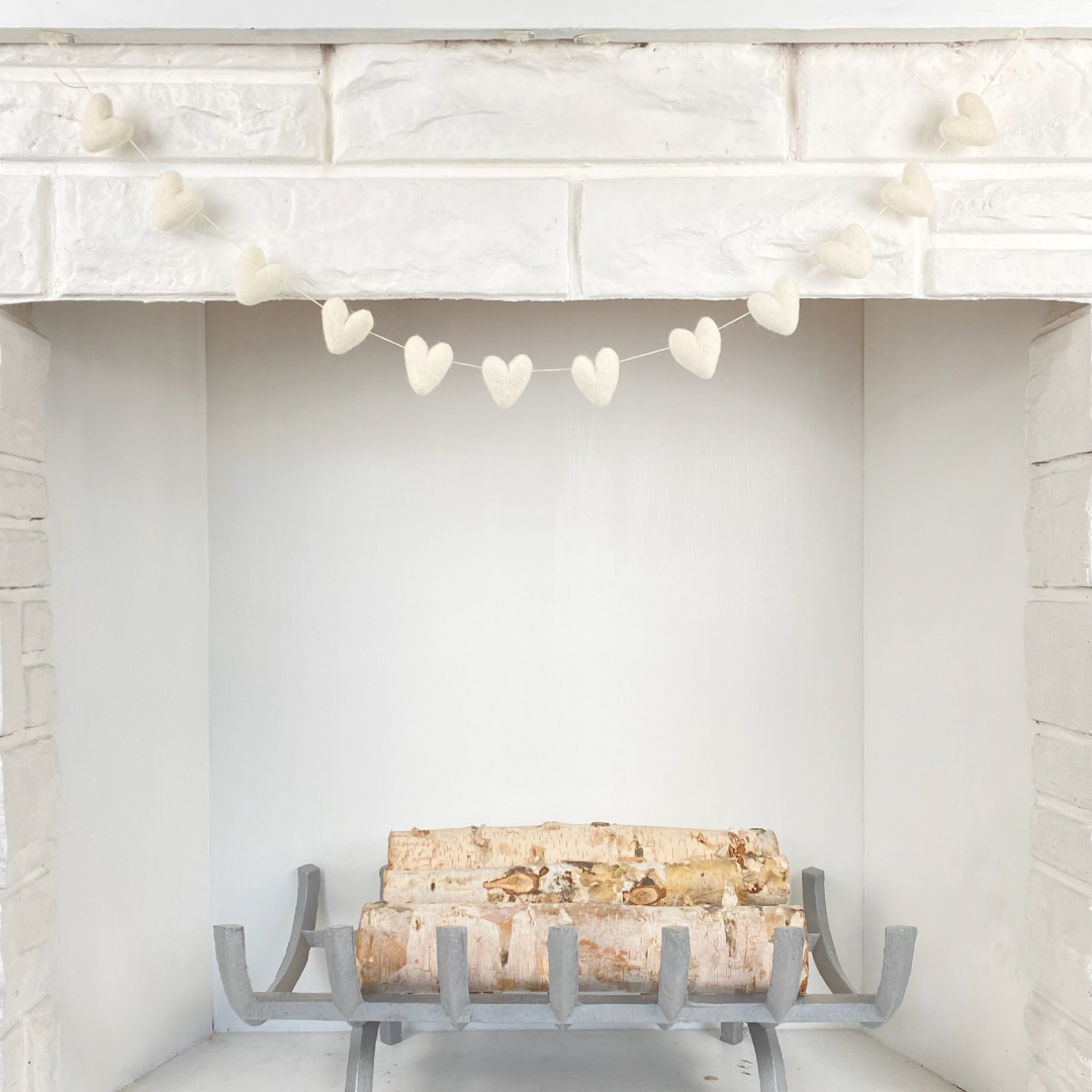 Heart Garland - White: 3 ft., New Zealand