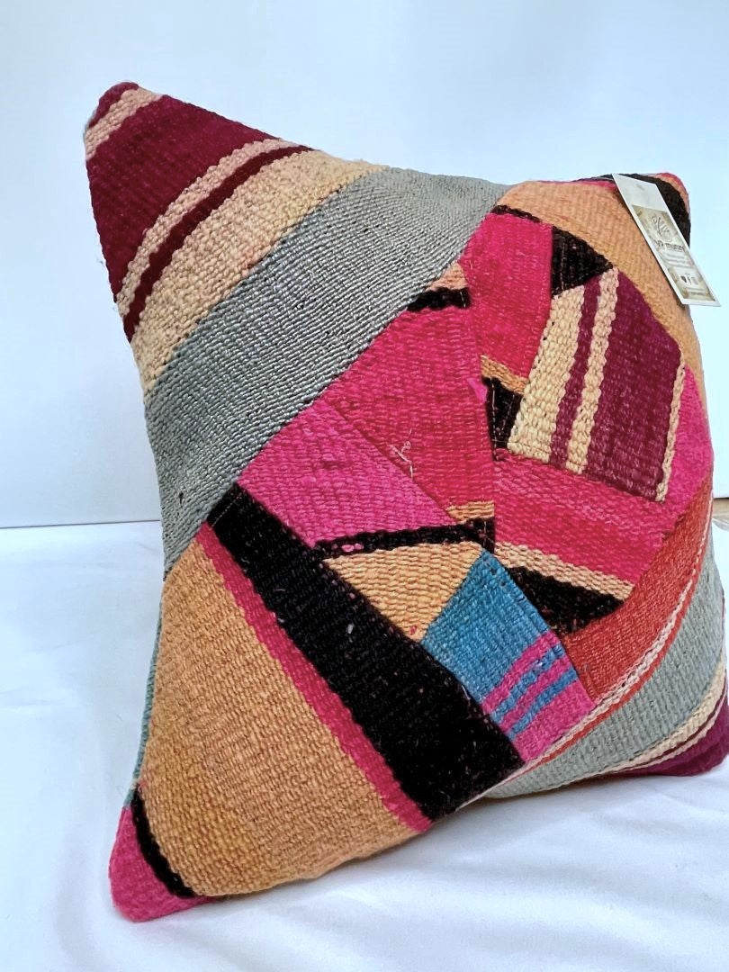 Throw Pillowcase, Aguayo's Cushion Cover, Multicolor, Bolivia / 126