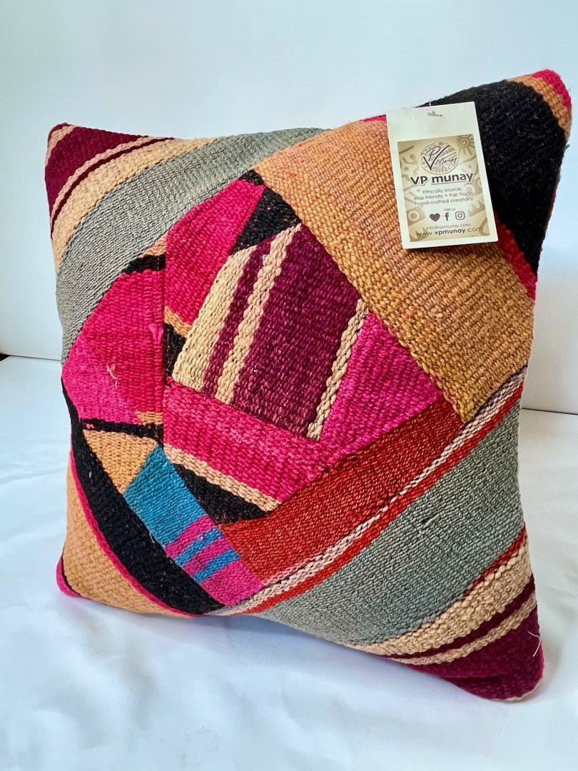 Throw Pillowcase, Aguayo's Cushion Cover, Multicolor, Bolivia / 126