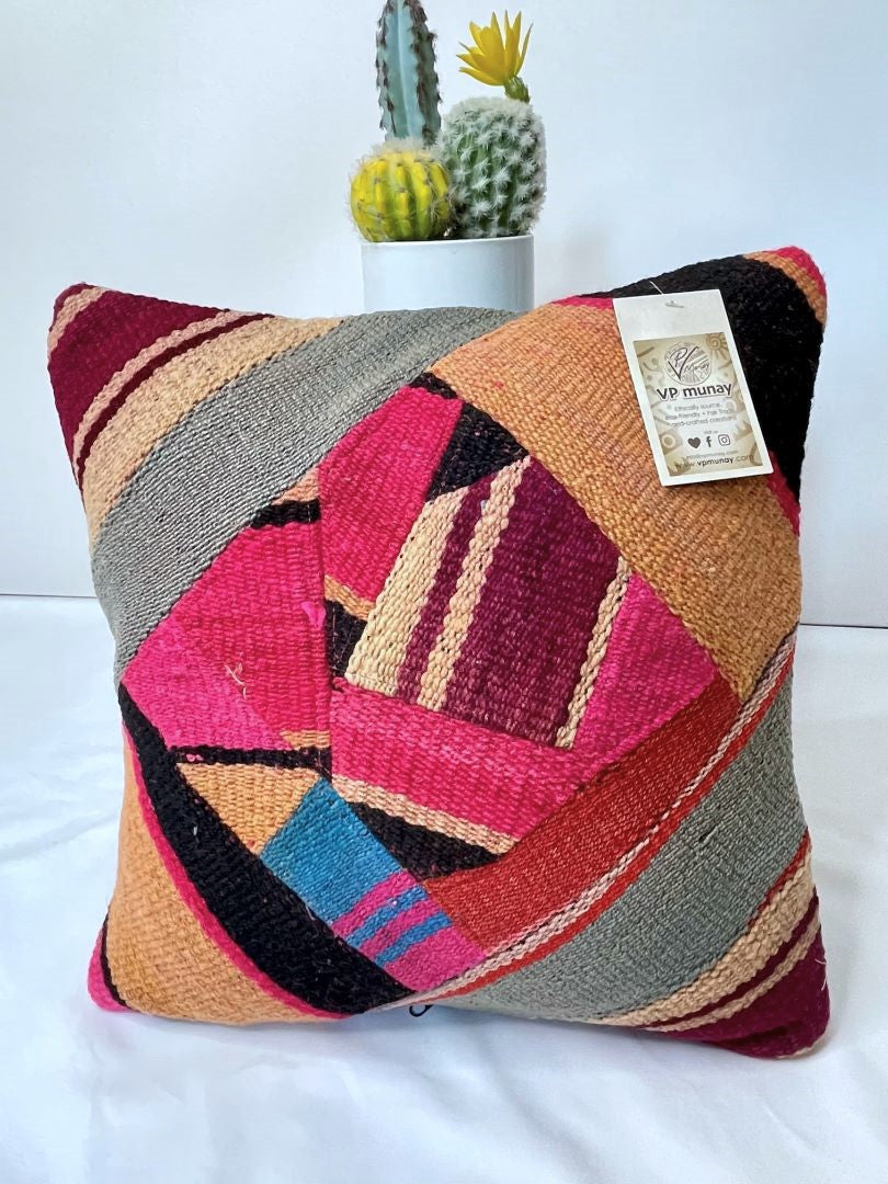 Throw Pillowcase, Aguayo's Cushion Cover, Multicolor, Bolivia / 126