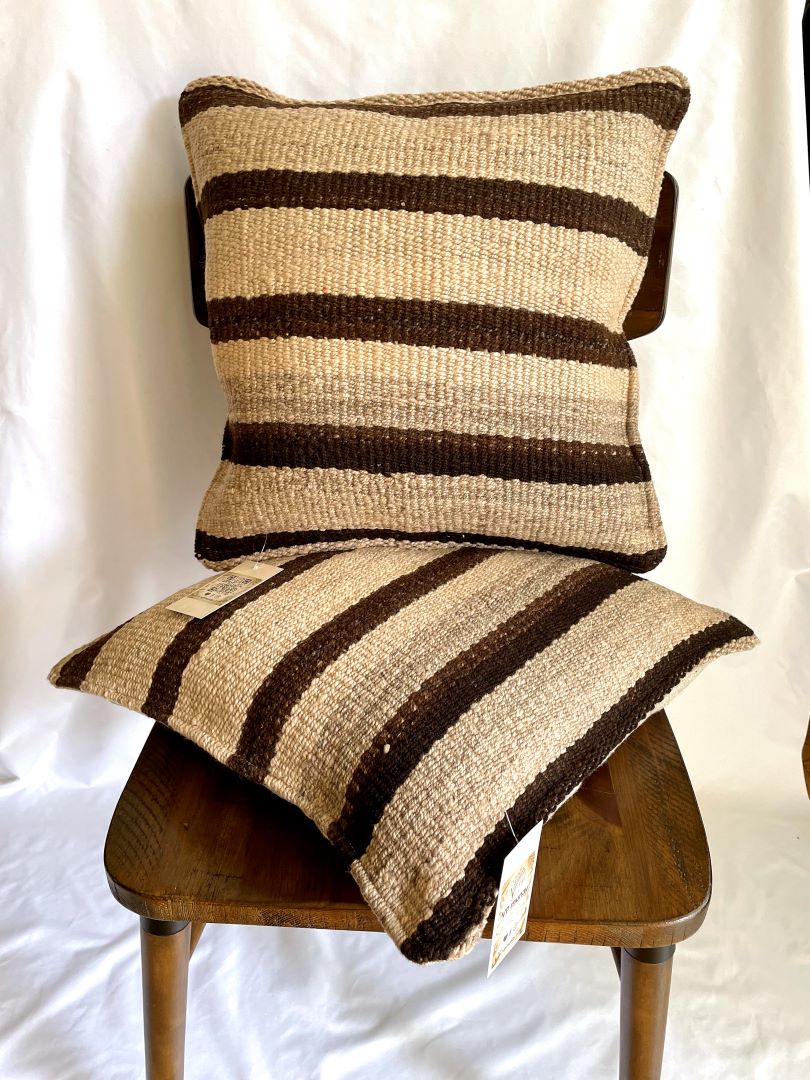 2 Throw Pillowcase, Aguayo's pillowcase, Natural and Black, Bolivia/Peru