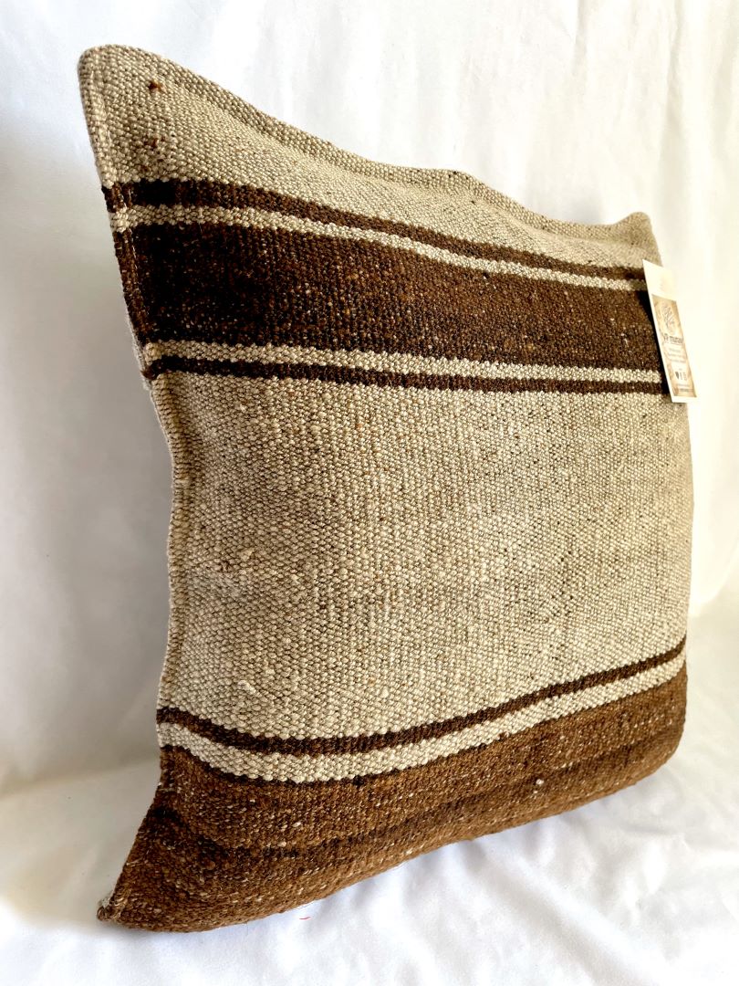 2 Throw Pillowcase, Aguayo's Cushion Covers, Natural and Black, Bolivia/Peru