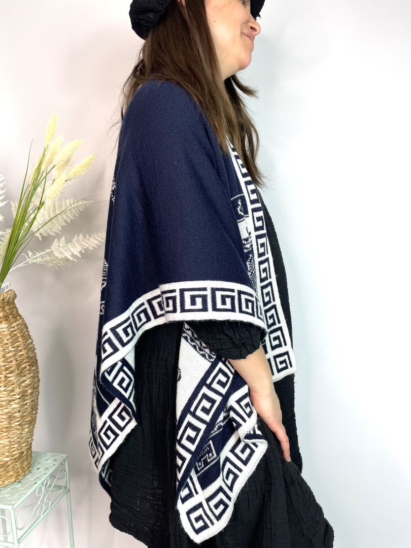 Alpaca Reversible Shawl - Women's Ruana Wrap - Navy and White, Peru